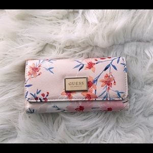 Guess wallet